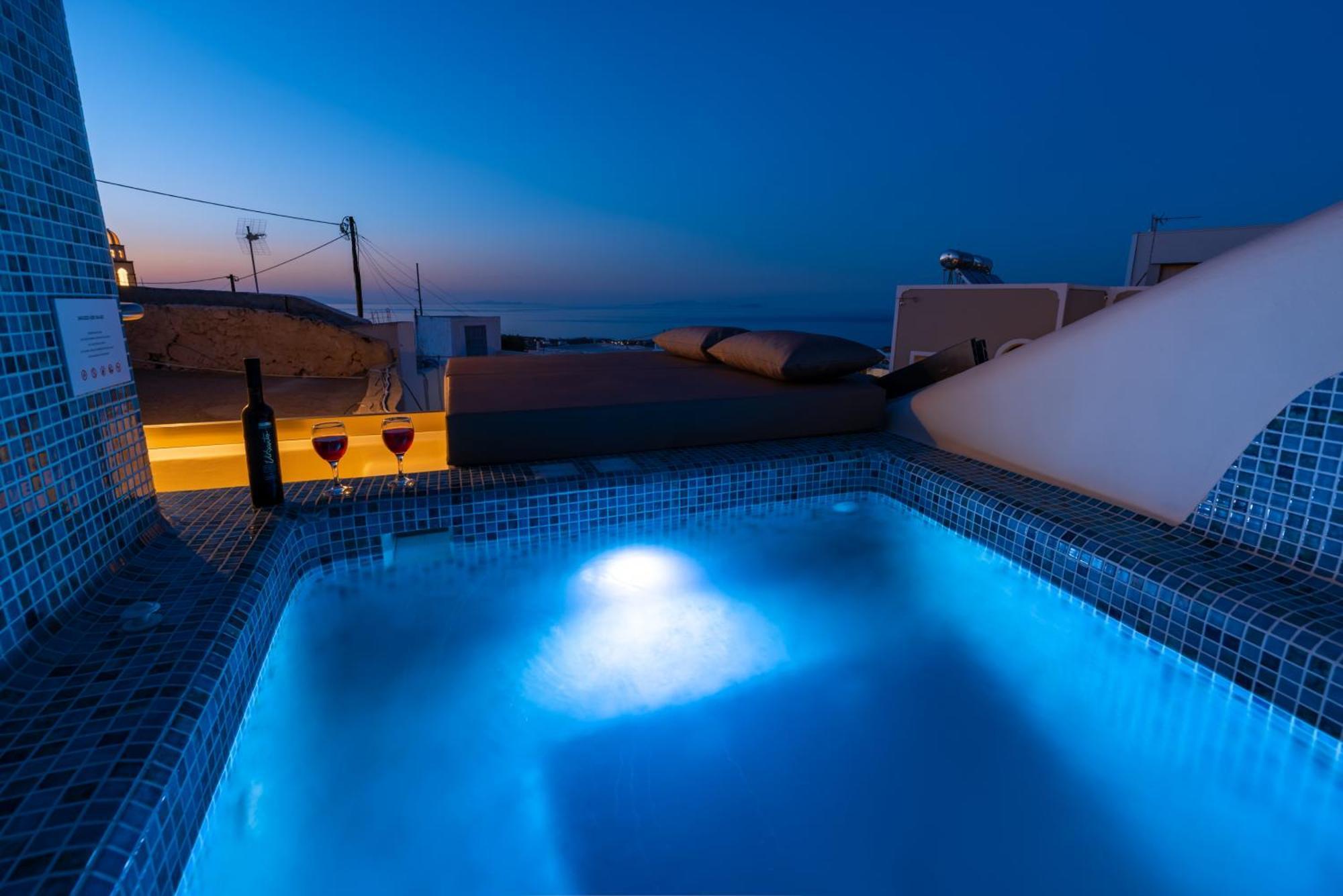 Deep Cave Suites Kontochori Fira  Zewnętrze zdjęcie