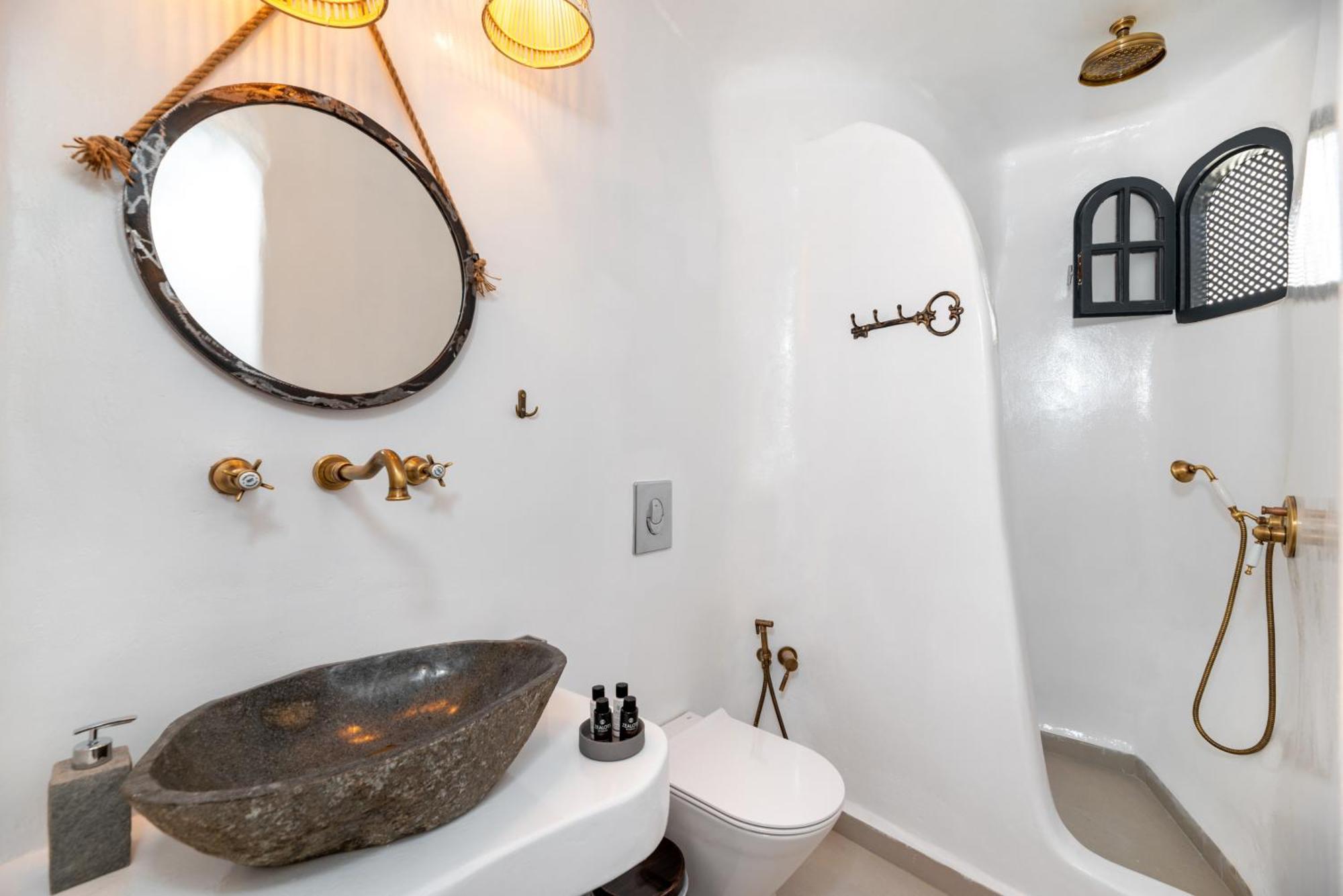 Deep Cave Suites Kontochori Fira  Zewnętrze zdjęcie